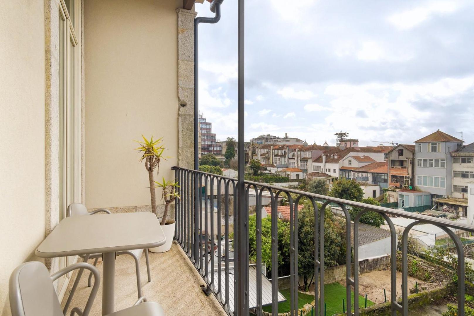 ポルトGuestready - Urban Oasis With Private Balconyアパートメント エクステリア 写真